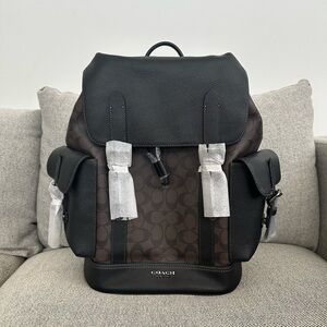 COACH Hudson Backpack In Signature Canvas  CB839